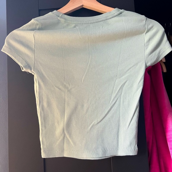 AEROPOSTLE Portland Maine cropped graphic baby tee - Picture 2 of 3